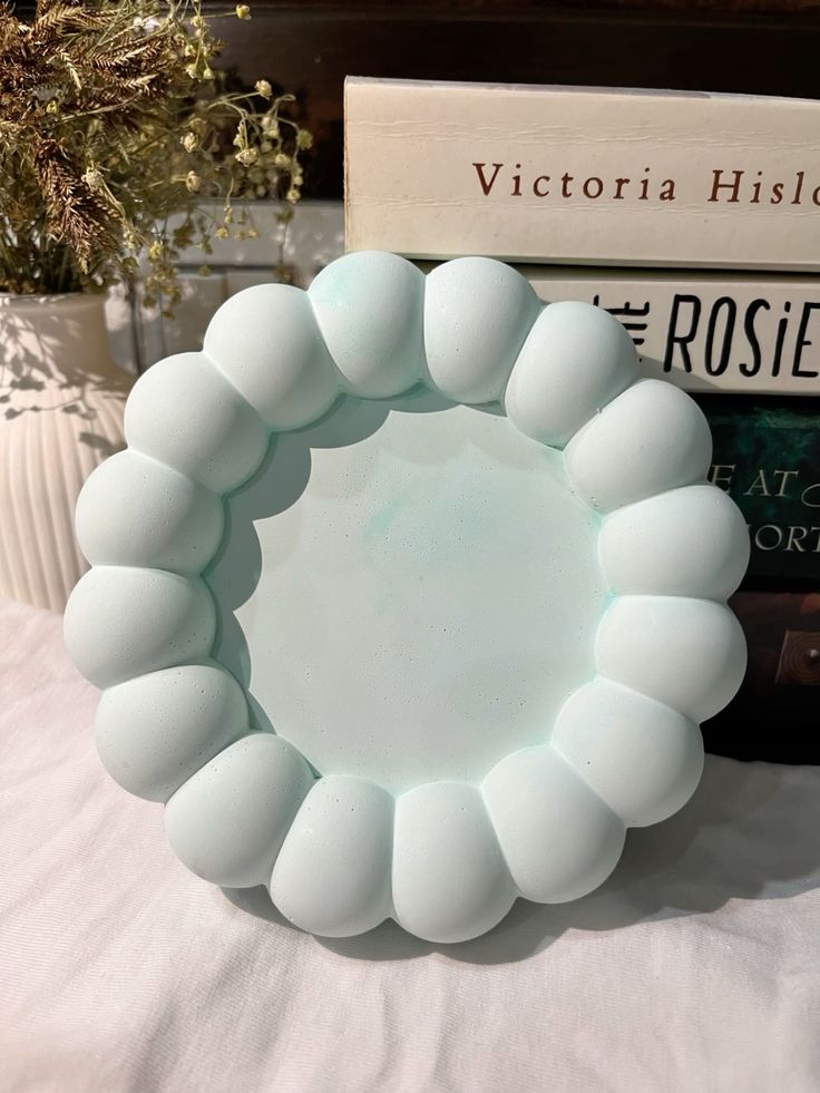 Bubble Tray & Striped Vase Set